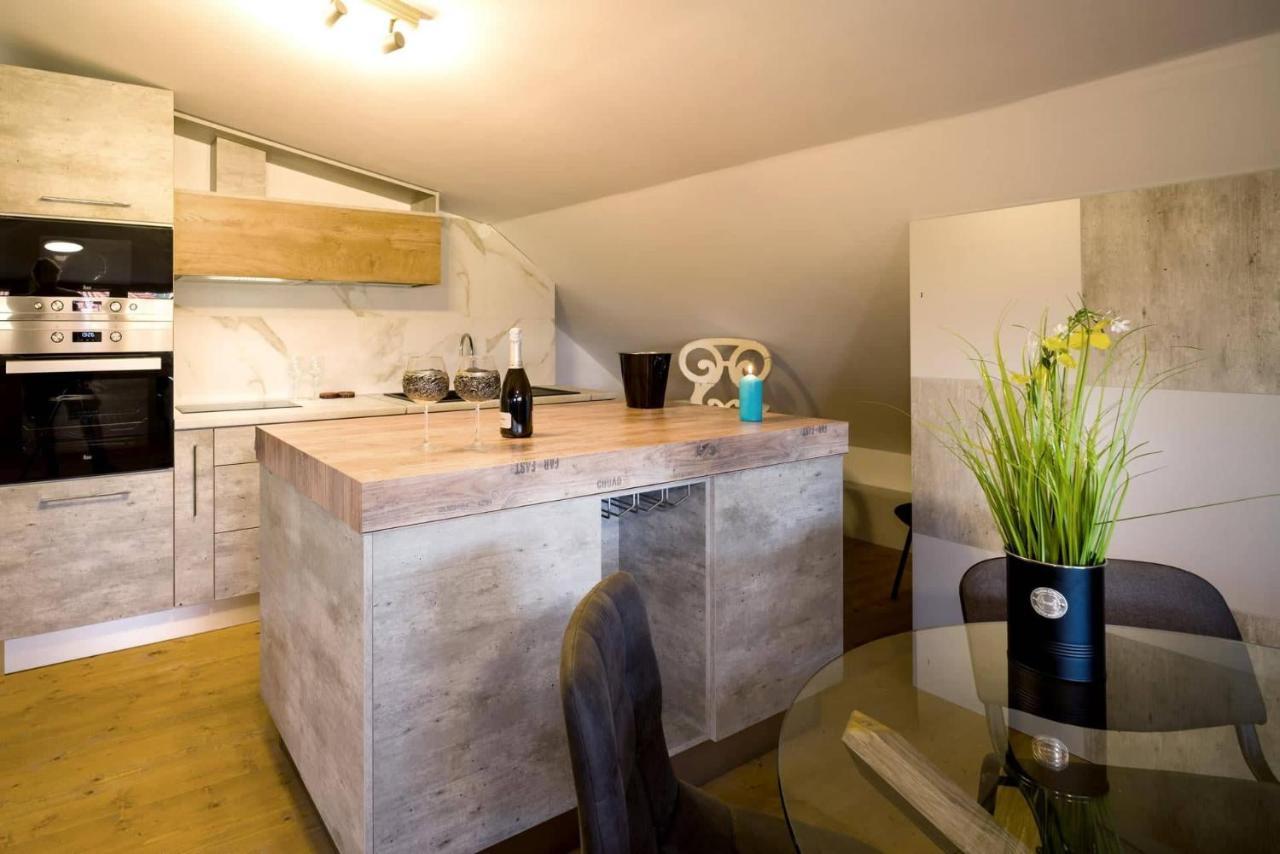 Peace & Quiet Apartment Burgas Екстер'єр фото