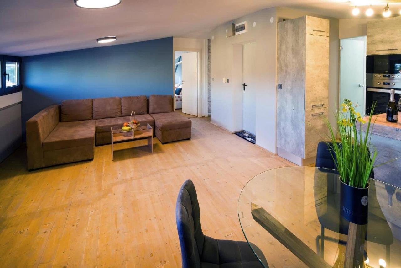 Peace & Quiet Apartment Burgas Екстер'єр фото